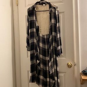 Light weight cardigan size Medium